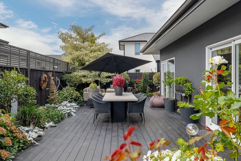 Photo of property in 152 Wairakei Road, Bryndwr, Christchurch, 8053