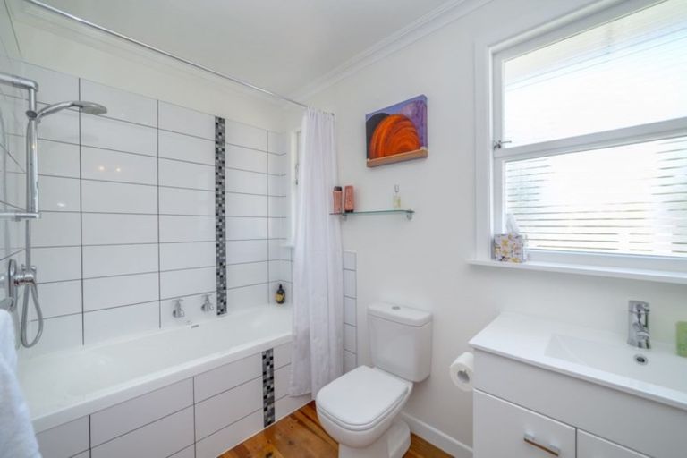 Photo of property in 61 East Street, Greytown, 5712