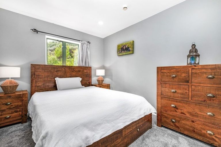 Photo of property in 10 Harbour Village Drive, Gulf Harbour, Whangaparaoa, 0930