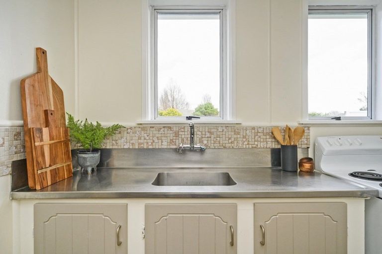 Photo of property in 29 Andrew Avenue, Roslyn, Palmerston North, 4414