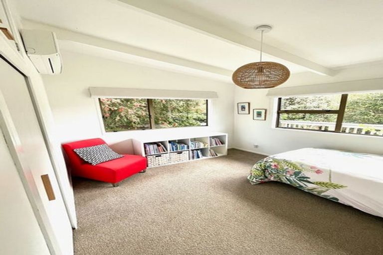 Photo of property in 54 Gledstane Road, Stanmore Bay, Whangaparaoa, 0932