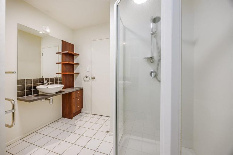 Photo of property in 48/21 Armoy Drive, East Tamaki, Auckland, 2016