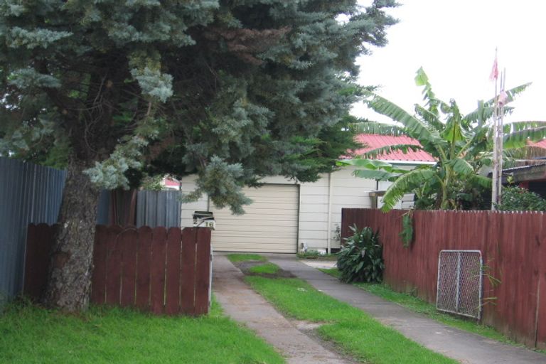 Photo of property in 2/16 Trevor Hosken Drive, Wiri, Auckland, 2104