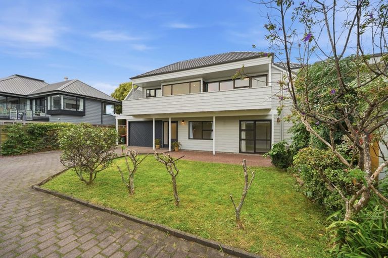 Photo of property in 2/13 Saltburn Road, Milford, Auckland, 0620