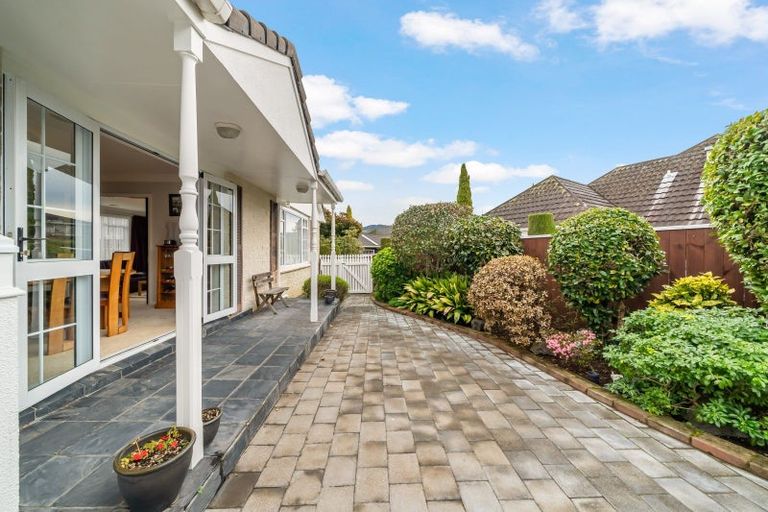 Photo of property in 19 Comeskey Grove, Elderslea, Upper Hutt, 5018