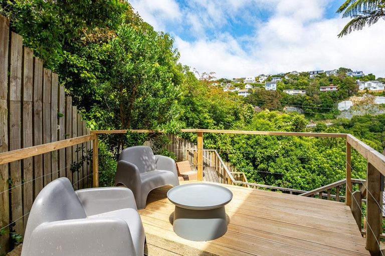 Photo of property in 20 Putnam Street, Northland, Wellington, 6012