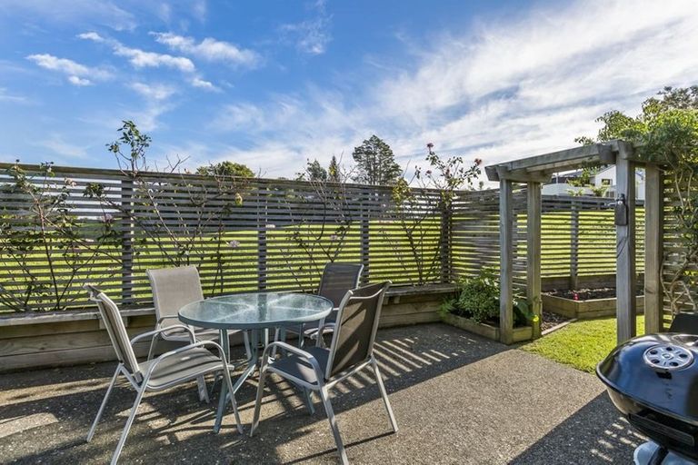 Photo of property in 21b Bonita Avenue, Stanmore Bay, Whangaparaoa, 0932