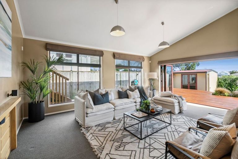 Photo of property in 53 Clemow Road, Fitzroy, New Plymouth, 4312