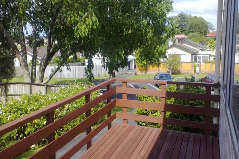 Photo of property in 1/7 Putney Place, Ranui, Auckland, 0612