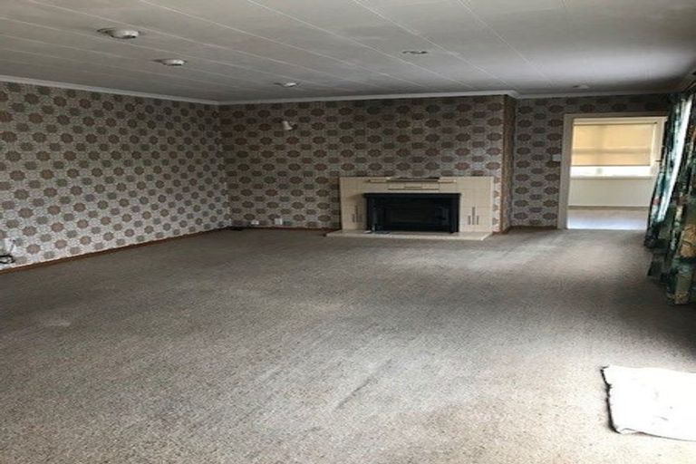 Photo of property in 12 Solway Avenue, Ilam, Christchurch, 8041