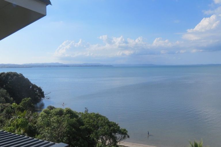 Photo of property in 4 Crispe Road, Clarks Beach, 2122