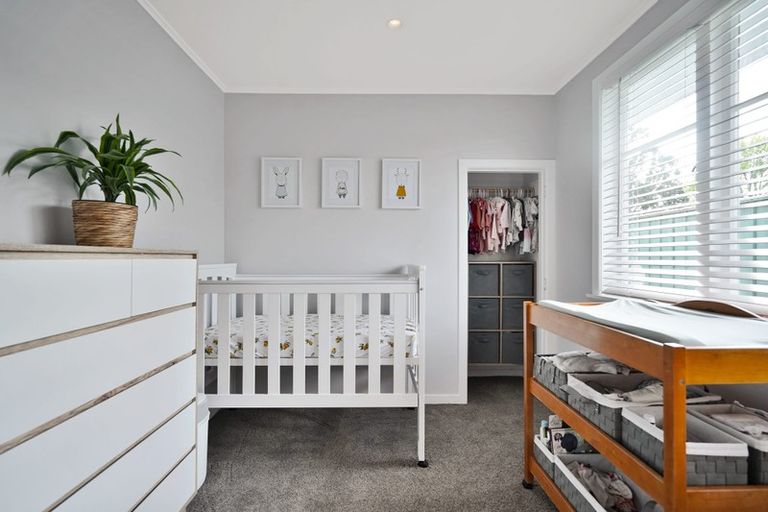 Photo of property in 88 Taikata Road, Te Atatu Peninsula, Auckland, 0610