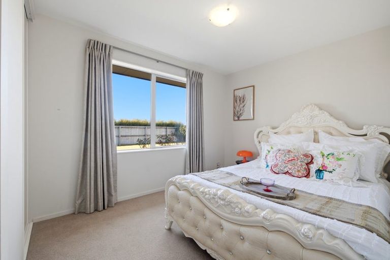 Photo of property in 12 Amelia Place, Wigram, Christchurch, 8025