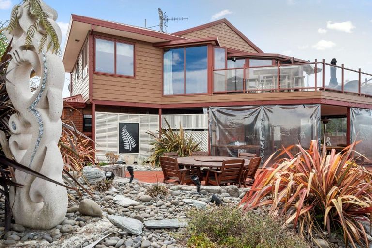 Photo of property in 37 Carter Drive, Pomare, Rotorua, 3015