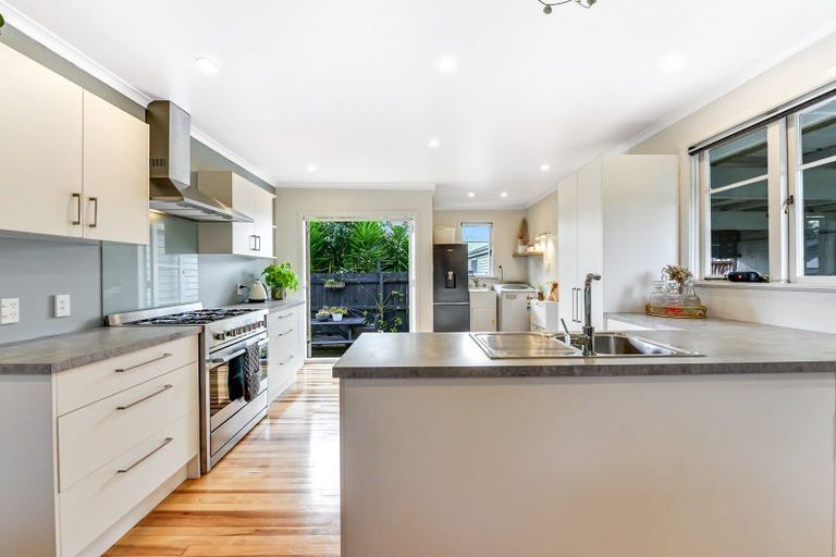 Photo of property in 3 Glenview Terrace, Glenview, Hamilton, 3206