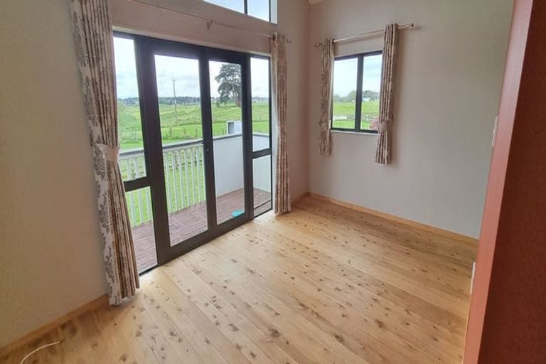 Photo of property in 256 Sutton Road, Drury, Papakura, 2584