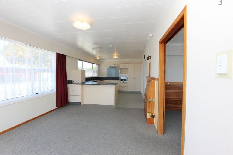 Photo of property in 13 Koromiko Street, Inglewood, 4330