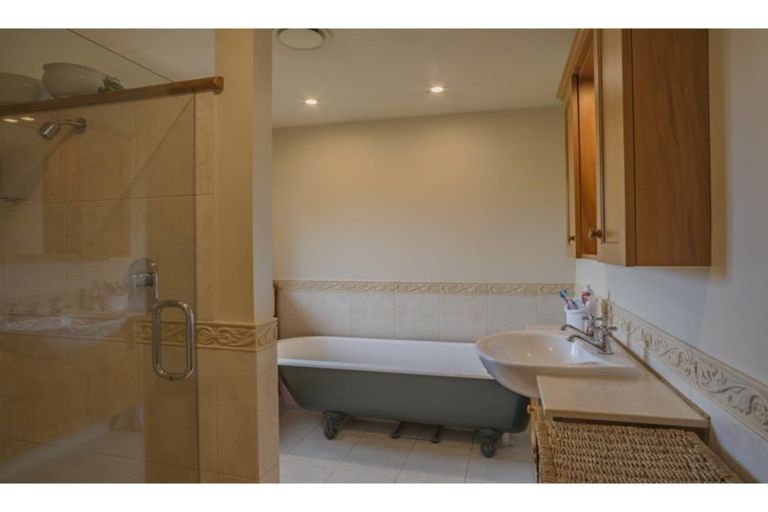 Photo of property in 98 Otipua Road, Watlington, Timaru, 7910