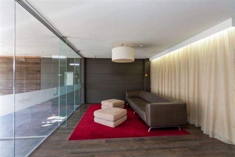 Photo of property in 22 Liardet Apartments, 22 Liardet Street, New Plymouth, 4310