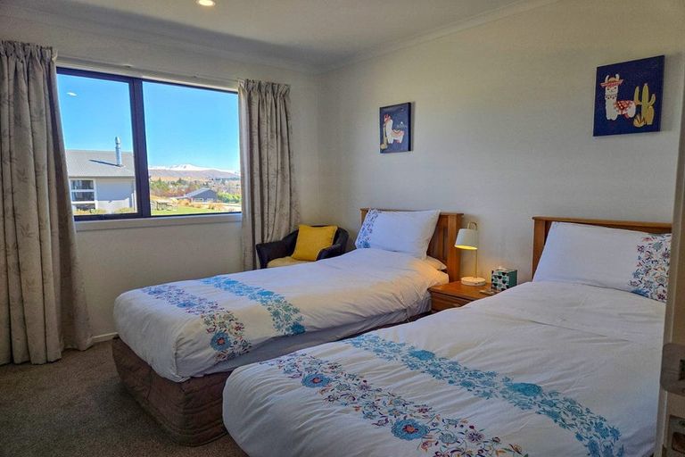 Photo of property in 1 Manning Place, Lake Tekapo, 7999
