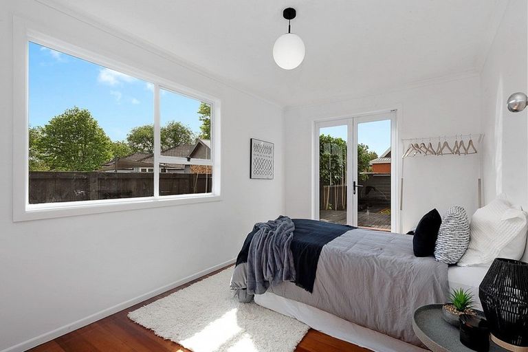 Photo of property in 60 Banbury Crescent, Fairfield, Hamilton, 3214