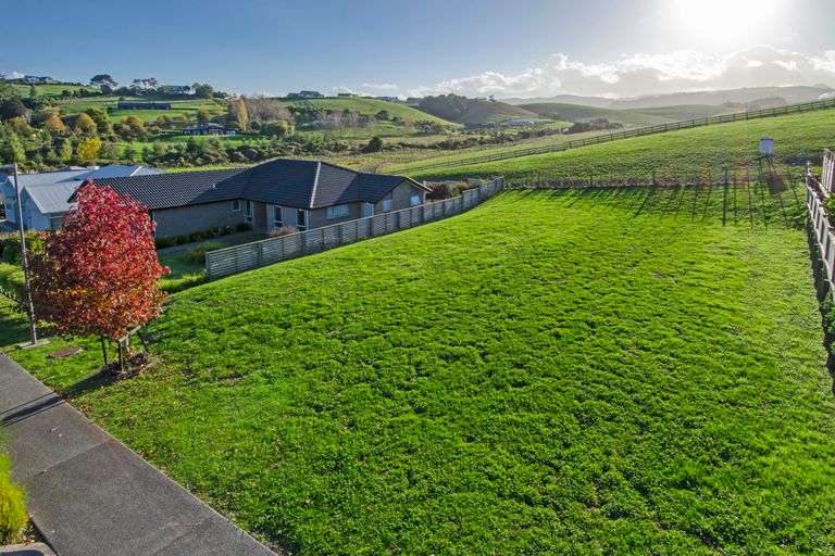 Photo of property in 9 Laly Haddon Place, Matakana, Warkworth, 0985