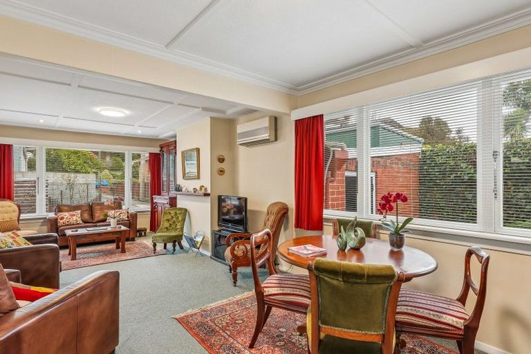 Photo of property in 11 Hobson Street, Saint Clair, Dunedin, 9012