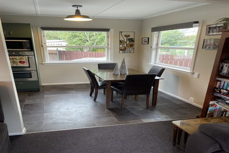 Photo of property in 99 Revans Street, Featherston, 5710