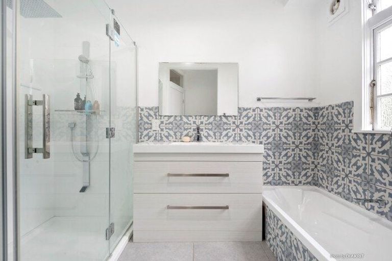 Photo of property in 145 Kelburn Parade, Kelburn, Wellington, 6012