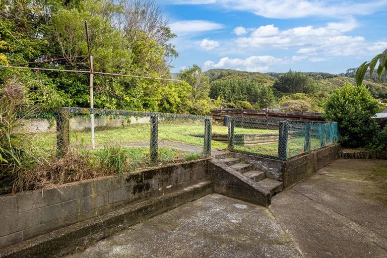 Photo of property in 71b Holland Street, Wainuiomata, Lower Hutt, 5014