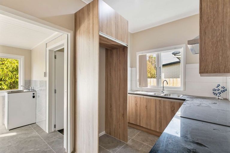 Photo of property in 79c Russell Road, Manurewa, Auckland, 2102