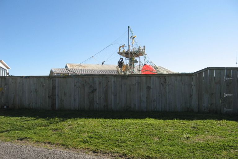 Photo of property in 4 Kawana Grove, Himatangi Beach, Foxton, 4891