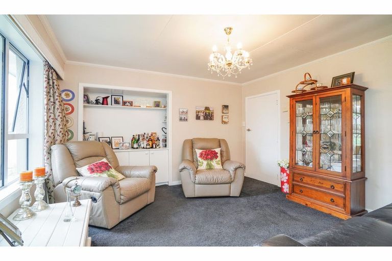 Photo of property in 66 Prospect Terrace, Newfield, Invercargill, 9812