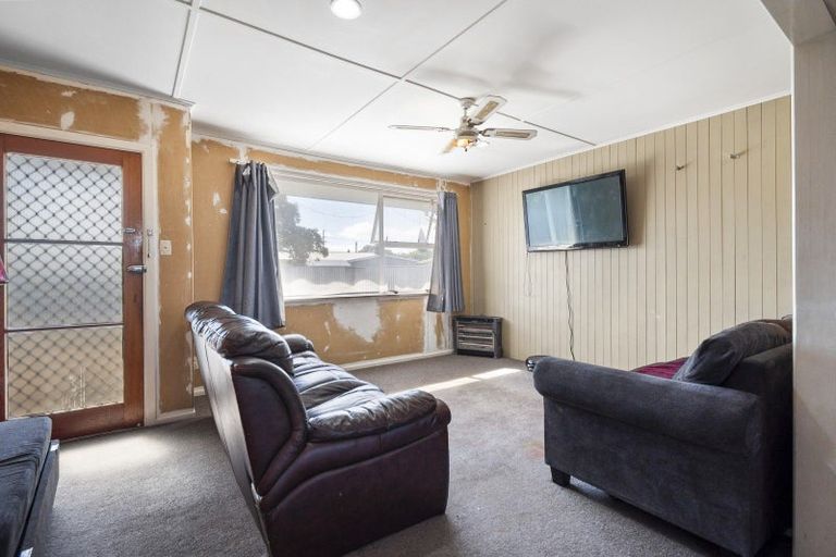 Photo of property in 13 Flower Street, Bulls, 4818