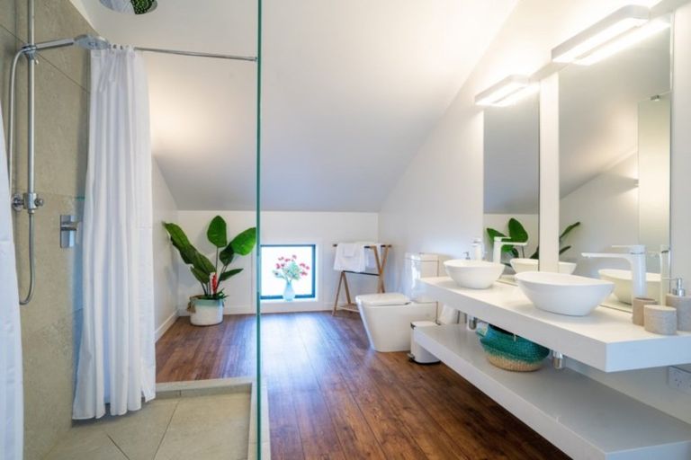 Photo of property in 212 Aubrey Road, Wanaka, 9305