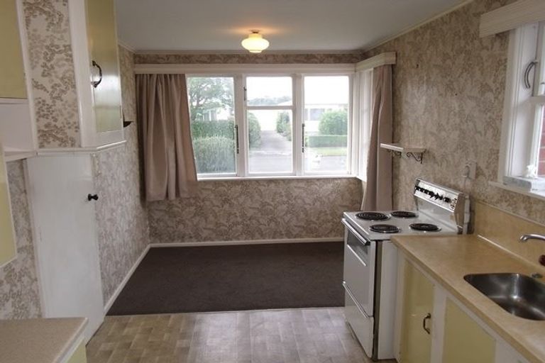 Photo of property in 22 Seddon Crescent, Marewa, Napier, 4110