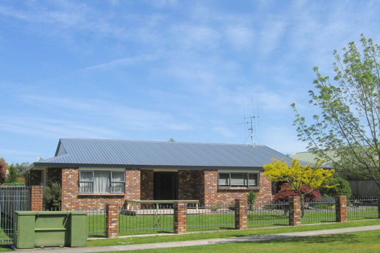 Photo of property in 51 Seales Road, Morrinsville, 3300