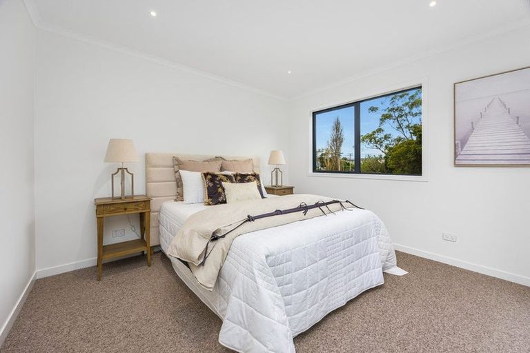 Photo of property in 12a Walbrook Road, Manly, Whangaparaoa, 0930