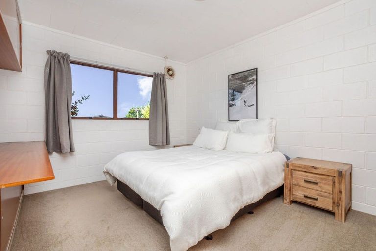 Photo of property in 3 Drummond Street, Dannevirke, 4930