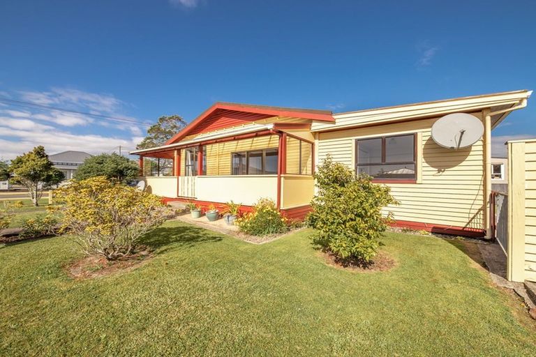 Photo of property in 20 Bentham Street, Westport, 7825