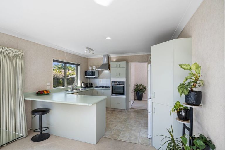 Photo of property in 10 Laburnum Glen, Mount Maunganui, 3116
