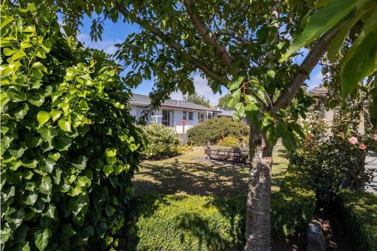 Photo of property in 2/120 Saint James Avenue, Papanui, Christchurch, 8053