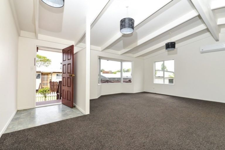 Photo of property in 150a Great South Road, Drury, 2113