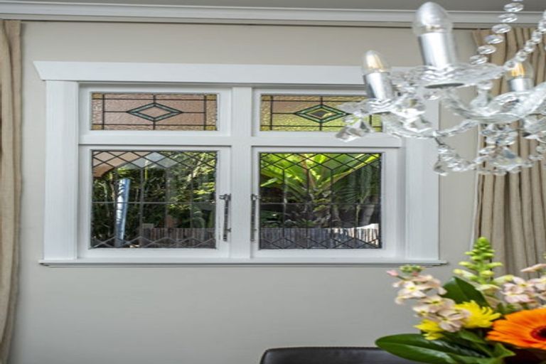 Photo of property in 181b Greenhithe Road, Greenhithe, Auckland, 0632