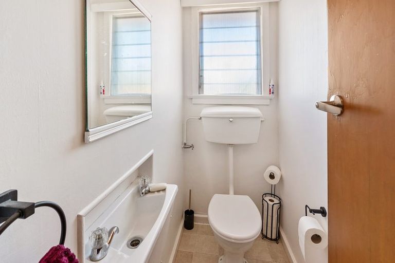 Photo of property in 1/22 Marston Road, Kensington, Timaru, 7910