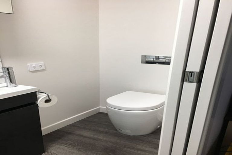 Photo of property in 18 Lincoln Street, Brooklyn, Wellington, 6021