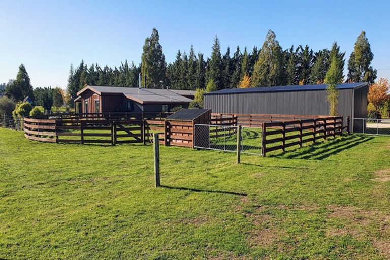 Photo of property in 44 Rands Road, Fernside, Rangiora, 7471