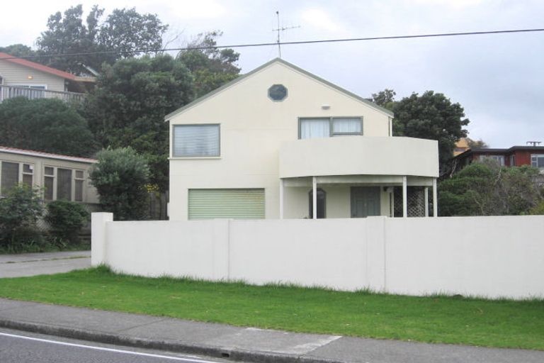 Photo of property in 83 The Esplanade, Raumati South, Paraparaumu, 5032