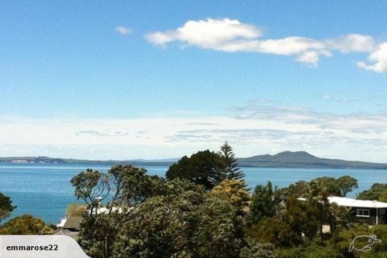 Photo of property in 6 Rewi Street, Torbay, Auckland, 0630