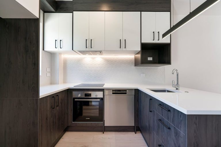 Photo of property in 73d Salamanca Road, Sunnynook, Auckland, 0620